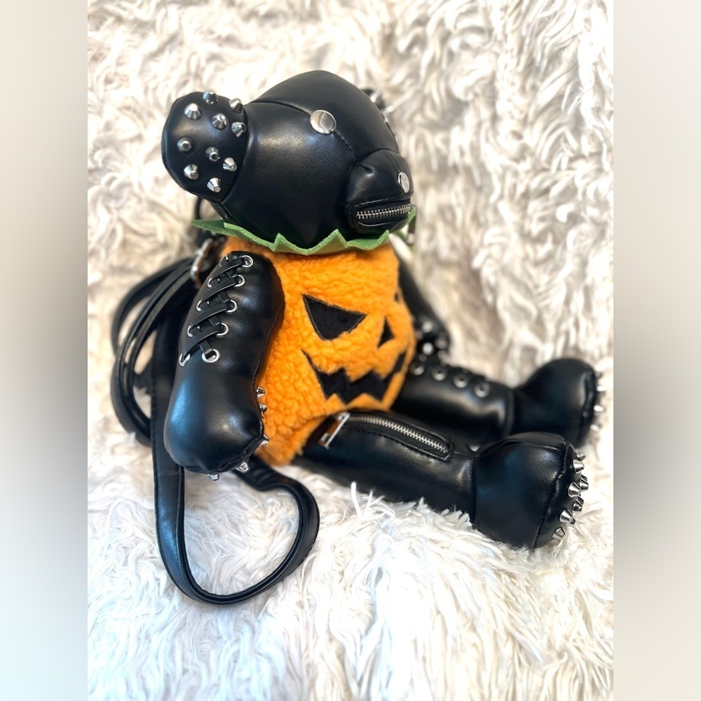 🖤🎃DOLLS KILL ADORABLE Jack O’ Tormented Teddy Backpack🖤🎃 NWT - Picture 15 of 16